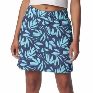 Columbia Blue Leaf Print Skirt size XL